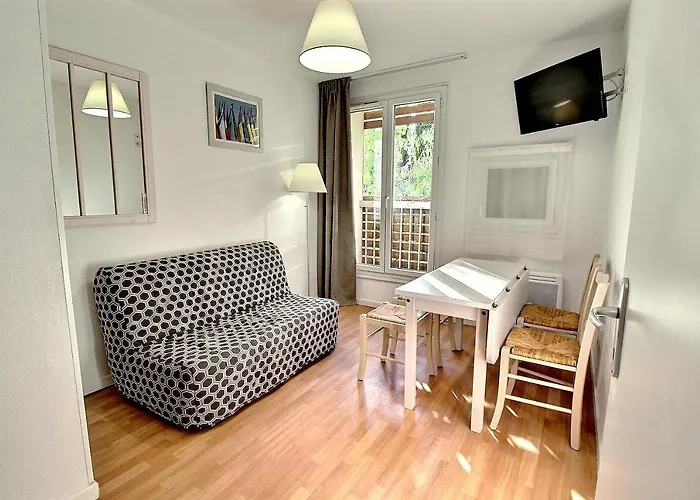 Joli T2 Proche Plage Dans Residence